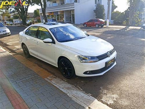 Imagem 8 de 15 de Volkswagen Jetta 2.0