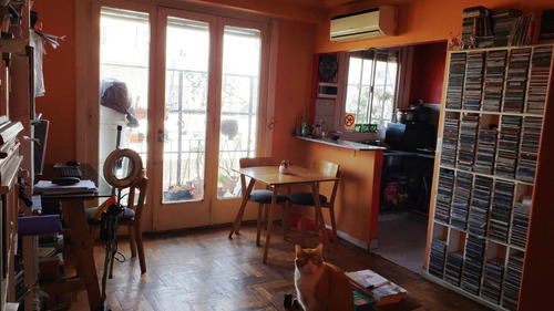 Imagen 8 de 26 de 3 Amb Al Frente Con Balcon ! Pisos Parquet !!! A Mts De Rivadavia - Visitelo...