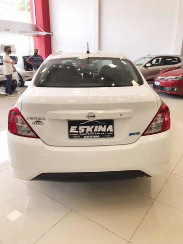 Nissan Versa 1.6 Advance Mt 2016
