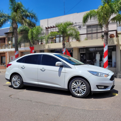 Ford Focus III 2.0 Sedan Se Plus At6