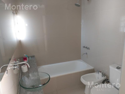 Departamento En Venta 2 Amb. Balcon Tza Cochera , Bajisimas Expensas Y Muy Luminoso, Impecable
