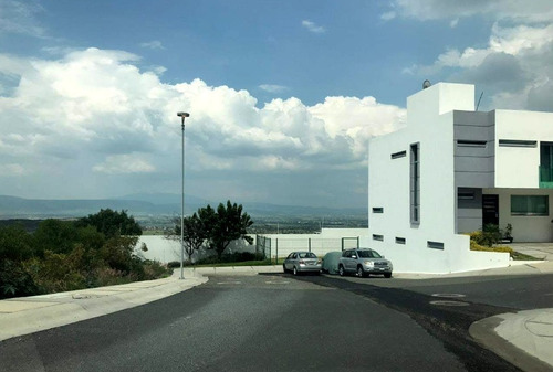 Casa Semi-nueva Con Excelente Ubicación Arf