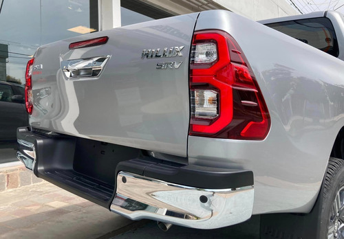 Imagen 14 de 15 de Hilux D/cabina 2.8 Tdi 204cv Automatica Srv 4x2 0km My2023