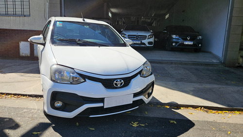 Toyota Etios 1.5 Xls