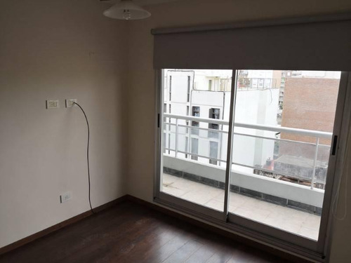 Imagen 12 de 17 de Departamento De Un Dormitorio, Al Frente. Córdoba Y Callao