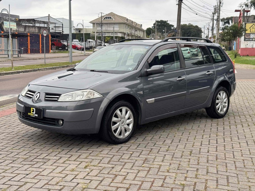 Renault Megane 1.6 DYNAMIQUE 16V FLEX 4P MANUAL