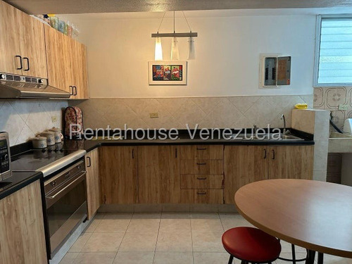 Apartamento Para Actualizar, En Venta Alto Prado, Mls #25-19004