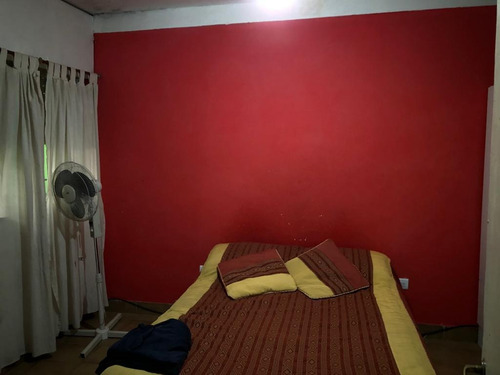 Venta Casa 2 Dormitorios Con Gran Galpon Cubierto