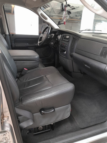 Dodge Ram 2500 5.9 Cab. Dupla 4x4 4p