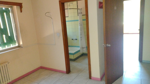 Imagen 12 de 29 de Importante Propiedad Céntrica En Bariloche , Ideal Inversores. Atención Empresas Constructoras, Predio Apto Para Importante Desarrollo Inmobiliario! Apto Destino Turístico, Hostel U Hostería.