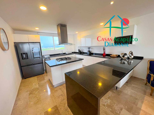 Cad Ikaroa Ph 6. Penthouse De Playa Con Terraza, Alberca, Jacuzzi Privados Y Vista Frontal Al Mar