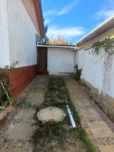 Linda Propiedad Ubicada En Av. Las Parcela Mirasol Algarrobo
