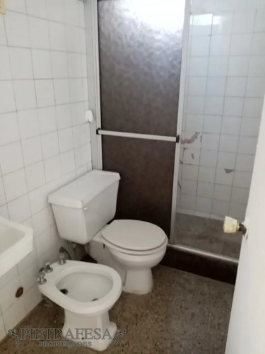 Apartamento En Alquiler Euskal Erria 70 2 Dormitorios 1 Baño-malvin Norte- Ref: 1966