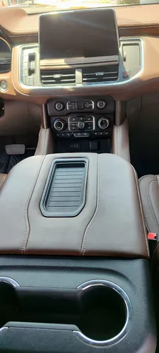 Chevrolet Suburban 6.2 High Country 4X4 At
