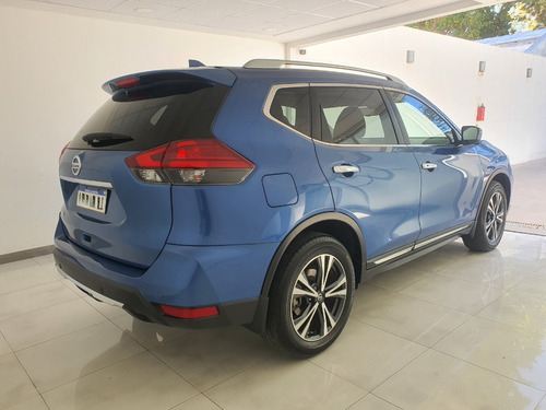 Nissan X-Trail 2.5 EXCLUSIVE CVT PURE DRIVE 4X4