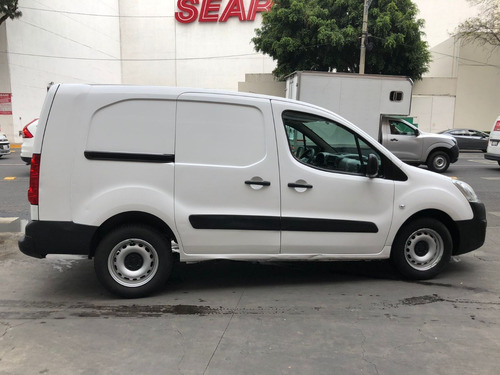 Imagen 8 de 15 de Peugeot Partner 2019