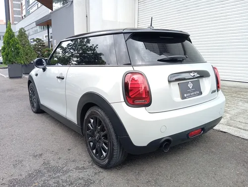 Mini Cooper 1.5 Aut