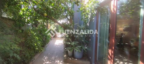 Casa En Venta De 6 Dorm. En Los Angeles