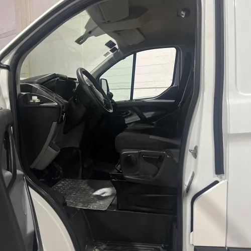 Ford Transit 2.2 Van Larga Techo Alto Custom Mt