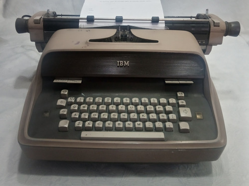 Antigua Maquina De Escribir Electrica Ibm 1966