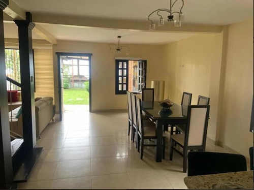 Imagen 11 de 14 de Dos Casas Club De Campo 1.000 Dé Terreno Plano San Antonio