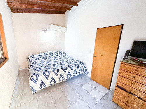 Venta Casa 5 Ambientes + 2 Locales Hurlingham