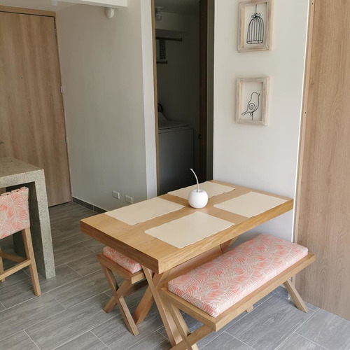 Imagen 3 de 16 de Alquiler Apartamento Vacacional En Ricaurte - Girardot Por Días, Completamente Dotado, Con Vista A Las Piscinas, Tv Satelital, Wifi Y Parqueadero Privado.