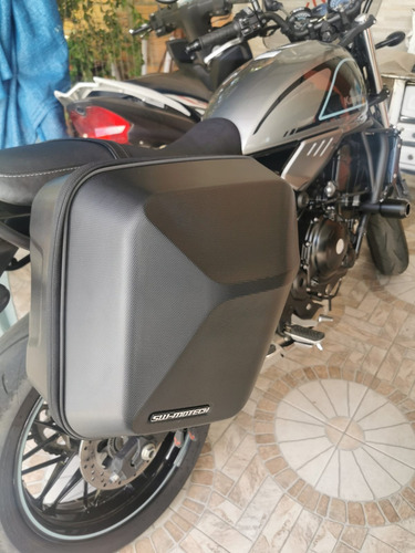 Kawasaki Z650rs, Impecable Estado, Accesorios De Viaje.