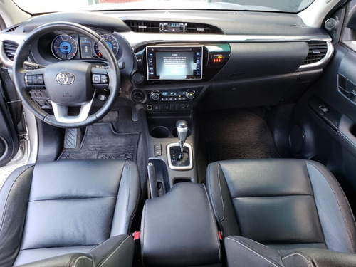Toyota Hilux 2.8 Srv 4x4 Cd 16v Diesel 4p Automático