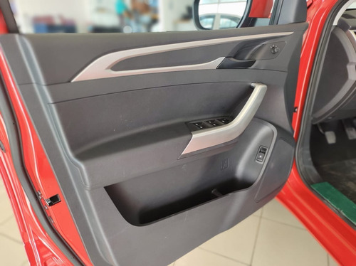 Imagen 10 de 15 de Chevrolet S10 Max 2023