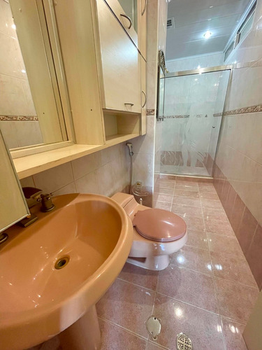 Imagen 11 de 14 de Casa En Venta En Barcelona C.r Villa Gaviota