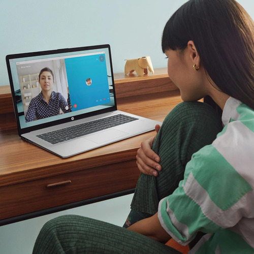 Portátil HP Full HD Intel N200 de 17,3 pulgadas, 4 GB, 128 GB Windows 11 Home - Excelente (Reacondicionado)