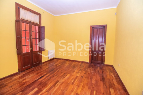 Imagen 15 de 30 de Venta De Casa 3 Dormitorios, Reciclada A Nuevo, La Plata