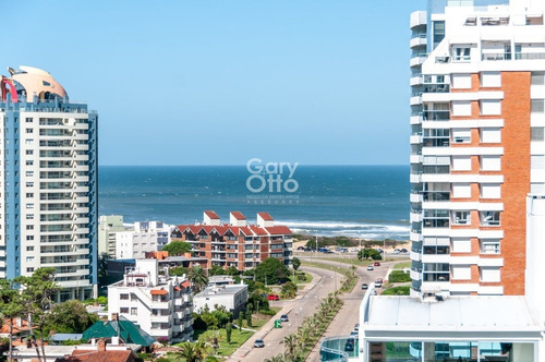 Imagen 10 de 29 de Departamento Amplio En Artower