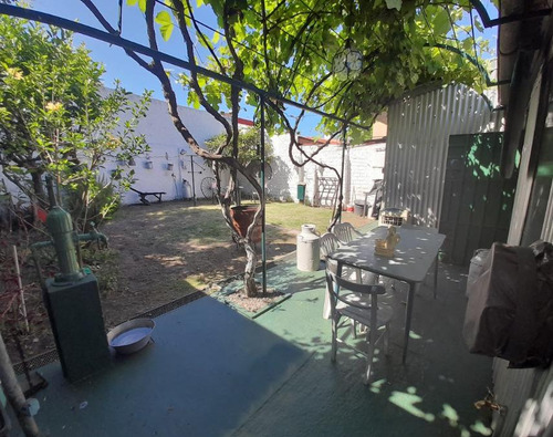 Casa En Venta - 3 Dormitorios 1 Baño Cochera -306 Mts2 - Avellaneda, Buenos Aires