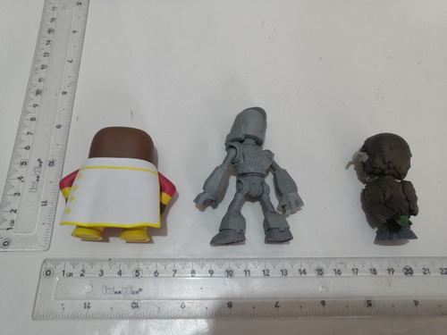 Iron Giant Domo Shazam Augurey Funko Mistery Minis Loose (Usado)