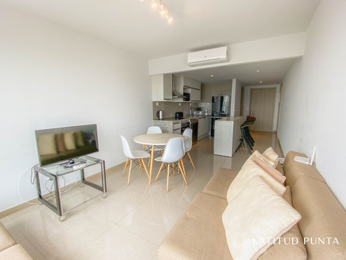 Apartamento De 1 Dormitorio Y Medio Con Vista- Ref: 26