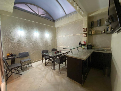 Imagen 4 de 16 de En Venta Town House Piedras Pintadas. Claudia Quintero.