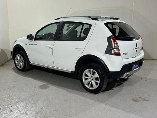 Renault Sandero Stepway 1.6 Privilege Nav 105cv
