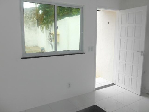 Kitnet Com 1 Dormitório Para Alugar, 25 M² Por R$ 550,00/mês - José Bonifácio - Fortaleza/ce - Kn0020