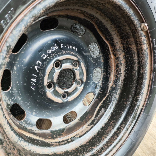 Roda De Ferro Audi A3 2006 2007 195/60/15 Com Pneu (Usado)