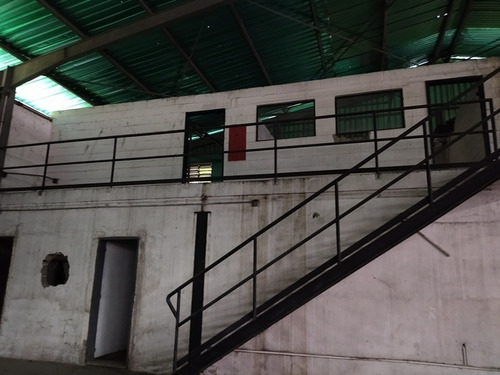 Imagen 11 de 21 de *+584144713559* Galpon En Venta En Complejo Ind Santa Rosa/pto Cabello/carabobo. 3000mts,areas De Ofocina,6baños,area De Comedor,banco De Transformadores Alta Tension,conj Cerrado,tanque De Agua.
