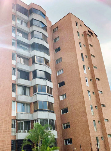 Vendo Apartamento 110m2 Los Naranjos 0914