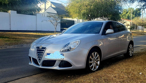 Imagen 6 de 17 de Alfa Romeo Giulietta 2016 1.4 Progression 120cv Mt6