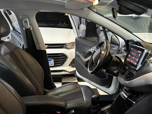 Peugeot 208 1.6 Feline