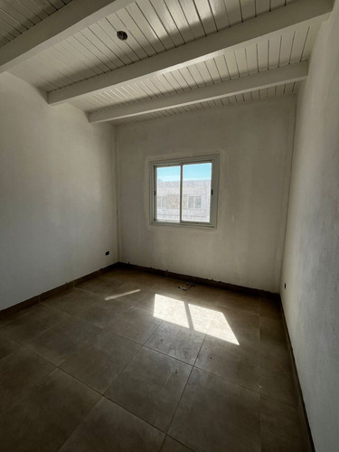 Venta Complejo A Estrenar Casas Y Dúplex Luzuriaga
