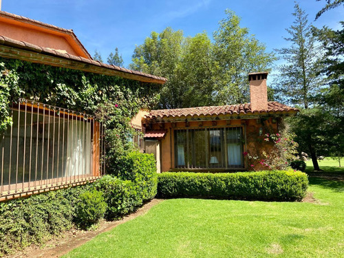Casa De Campo, Con Pozo De Agua Propio, En Venta, En Huasca De Ocampo