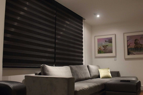 Cortina Persiana Double Vision Com Barra Niveladora Cor Preto