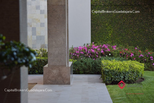 Casa De Lujo Con Alberca Colinas De San Javier Guadalajara
