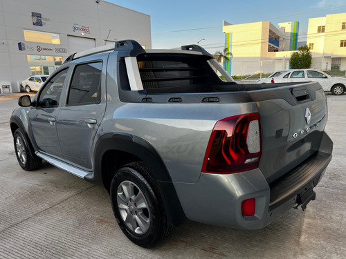 Renault Duster Oroch 2.0 16v Outsider